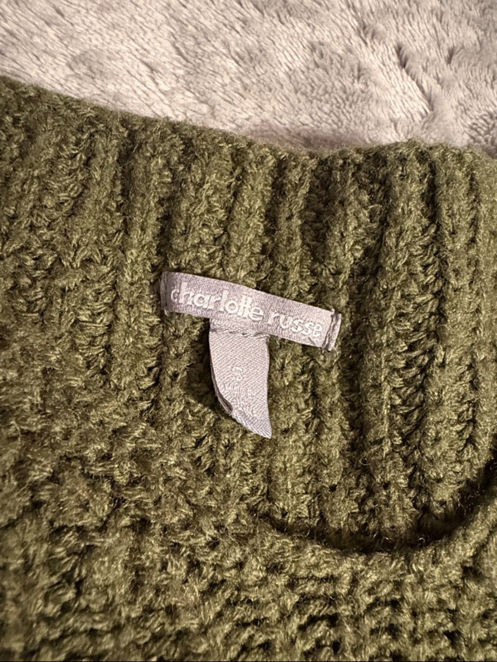 Charlotte Russe Olive Crewneck Ribbed Sweater - Picture 2 of 2
